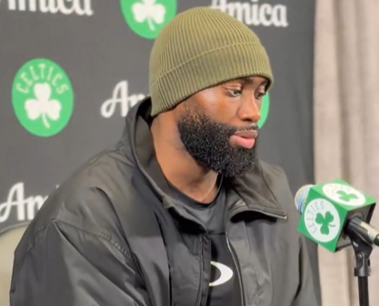 杰伦-布朗砍下41分引球迷高呼MVP 绿军力克太阳迎