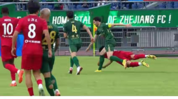 刘建业教练为球员背锅引热议 担当精神成焦点