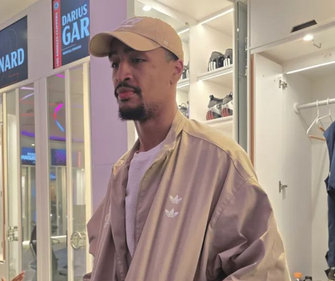 快船末节崩盘遭勇士淘汰 四大核心集体低迷